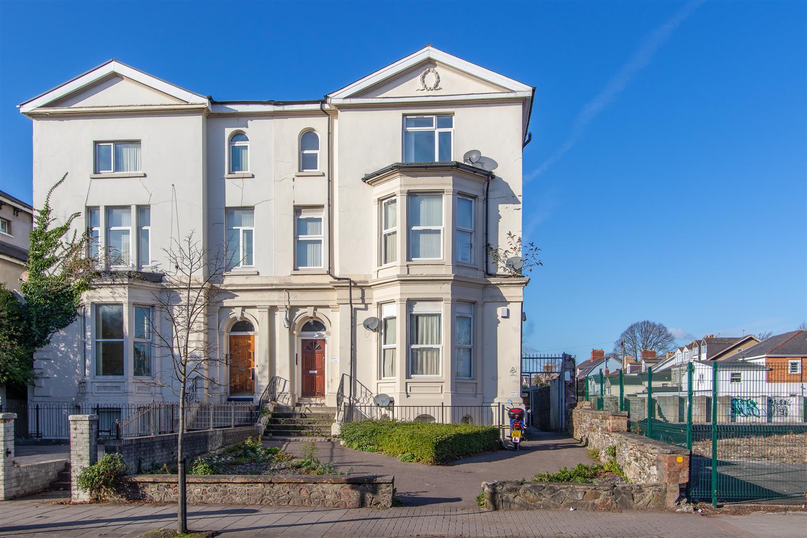 Newport Road, Roath — photograph 6